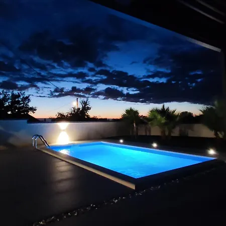 Polis Villa Policnik