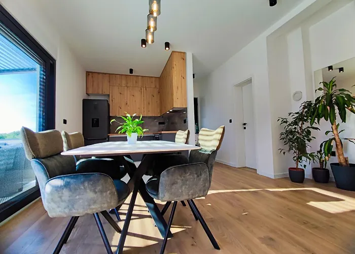 Polis Вилла Policnik